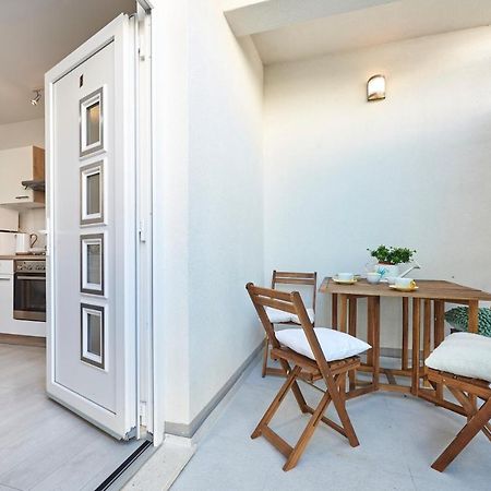 Apartmani Sara I Klara Trogir Ngoại thất bức ảnh