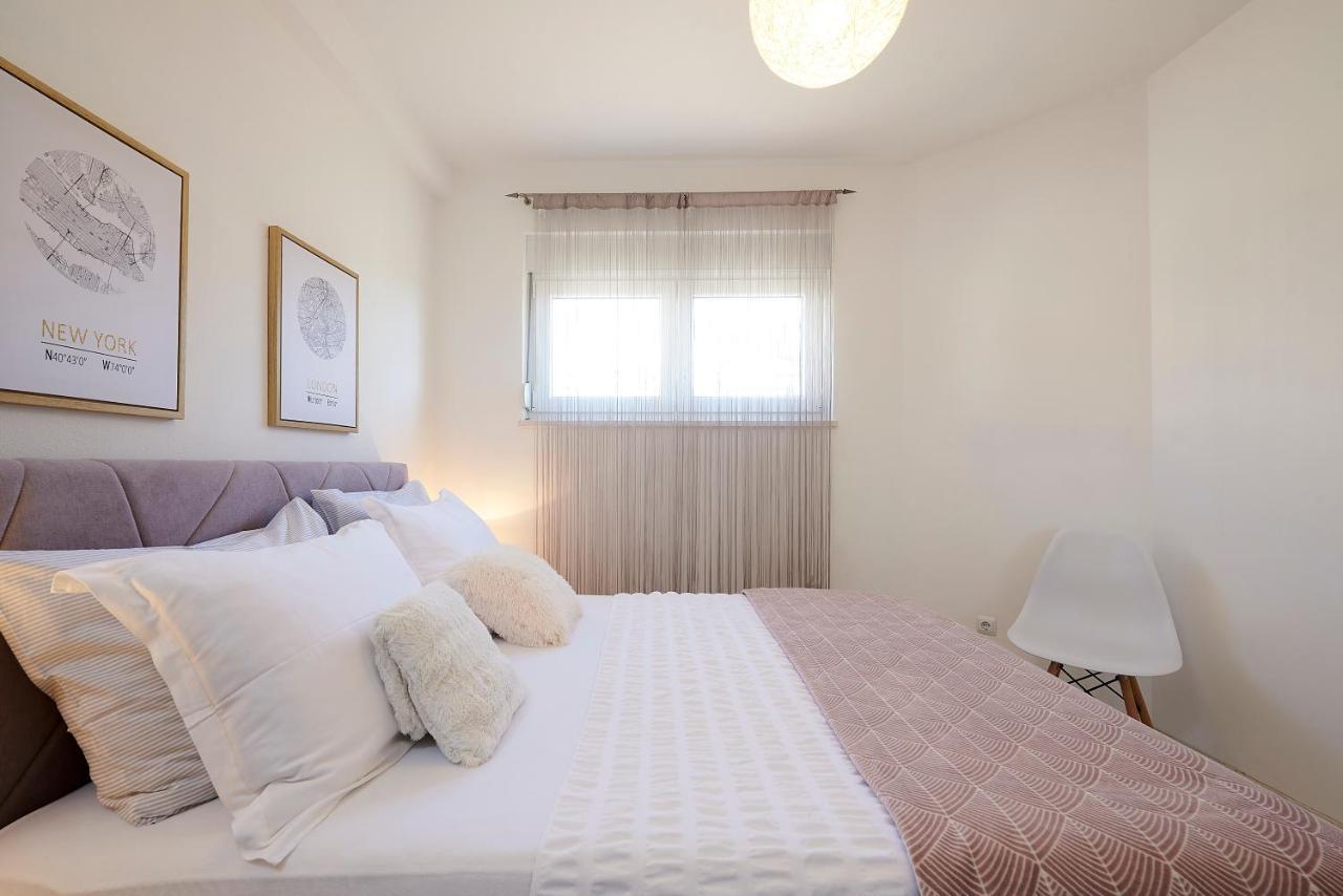 Apartmani Sara I Klara Trogir Ngoại thất bức ảnh