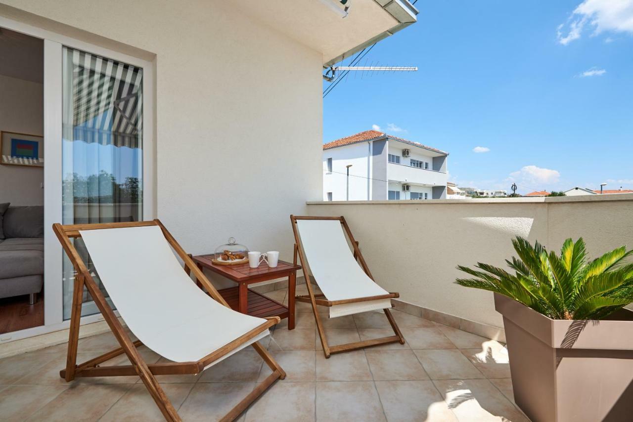 Apartmani Sara I Klara Trogir Ngoại thất bức ảnh