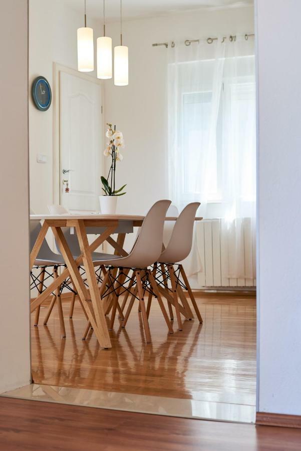 Apartmani Sara I Klara Trogir Ngoại thất bức ảnh