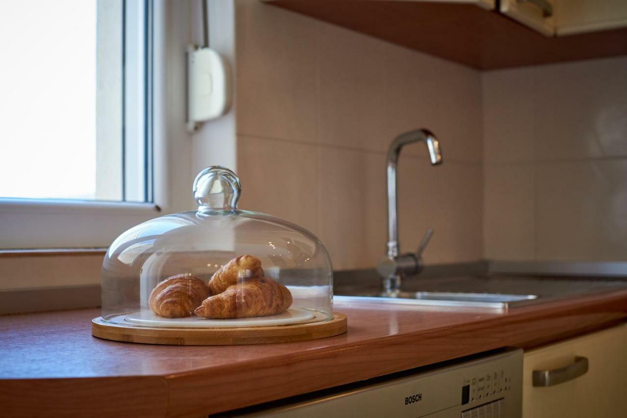 Apartmani Sara I Klara Trogir Ngoại thất bức ảnh